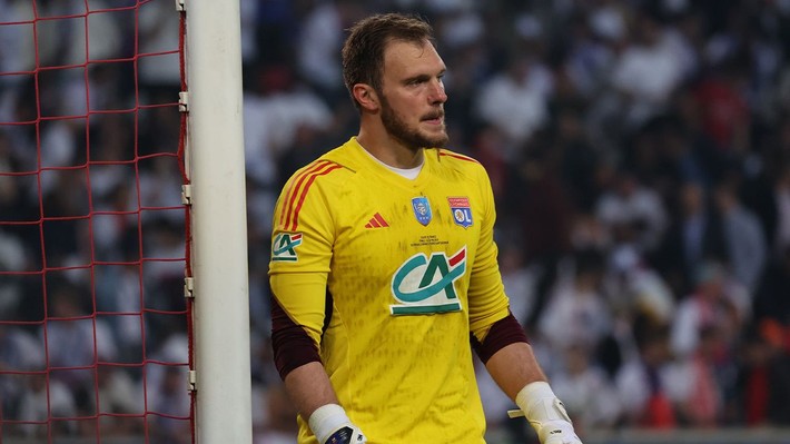 Dursun Özbek yeni Fernando Muslera'sını buldu! Lig düşmek istemiyor - Resim: 9