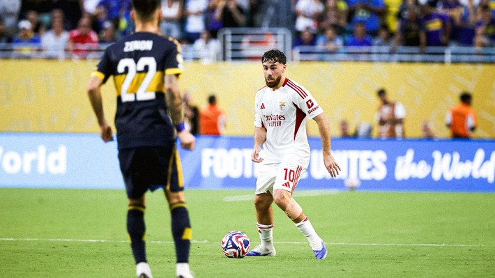 Dursun Özbek'ten 55 maçta 12 gol 11 asist yapan yıldız transferi! İşte Galatasaray'ın yeni 10 numarası - Resim: 5