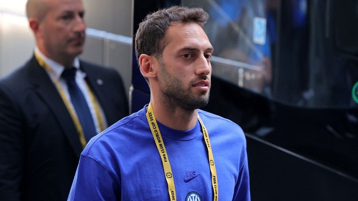 Galatasaray'dan Hakan Çalhanoğlu'na büyük destek! "Camia seni bekliyor" - Resim: 2