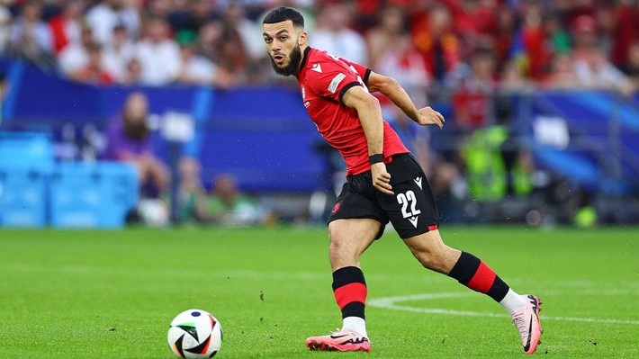 Dursun Özbek teklif hazırlıyor! 47 maçta 17 gol ve 11 asist yapında eski aşk alevlendi - Resim: 7