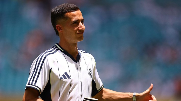 Koç'un ikna edemediği dünya yıldızı için Mourinho devreye girdi! Telefonla arayacak - Resim: 8