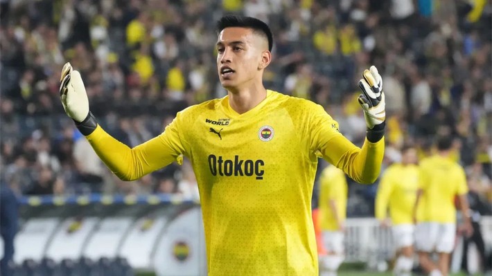 Mourinho kararını verdi! Uğurcan transferi iptal olunca Livakovic'in eldivenleri... - Resim: 9