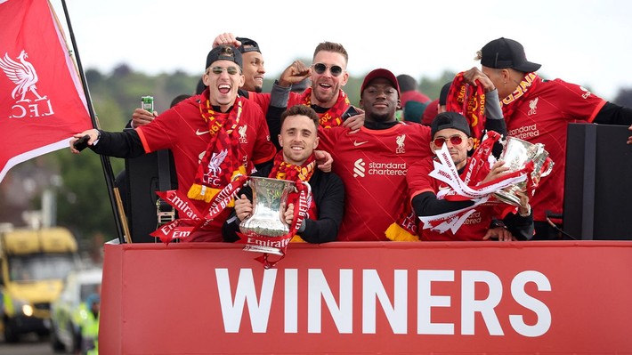 Liverpool'dan ömür boyu maddi manevi destek! Özellikle eğitim masrafları... - Resim: 3
