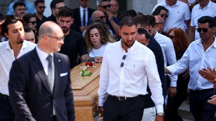 Liverpool'dan ömür boyu maddi manevi destek! Özellikle eğitim masrafları... - Resim: 5