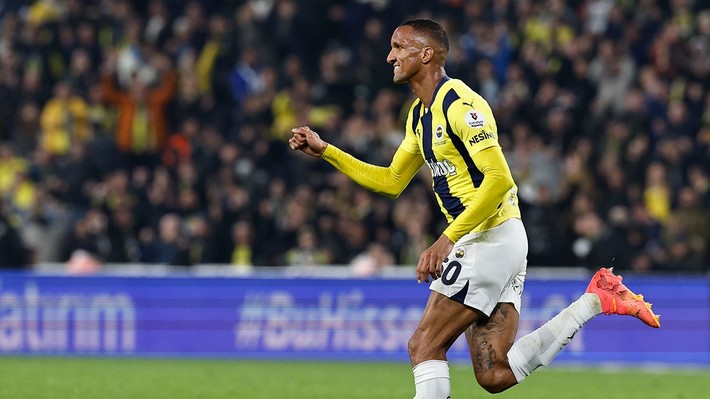 Mourinho biletini keser kesmez 5 takım sıraya girdi! Fenerbahçe'de ayrılık kesinleşti - Resim: 6