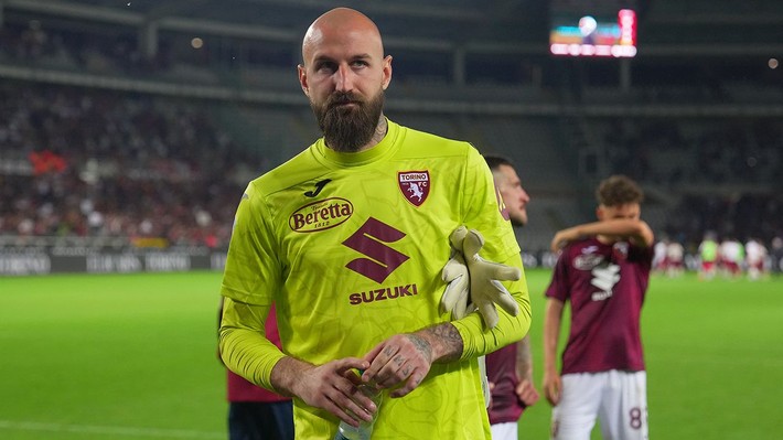 Livakovic yerine 2.02'lik kaleci geliyor! Transferde Becao önemli rol oynayacak - Resim: 7