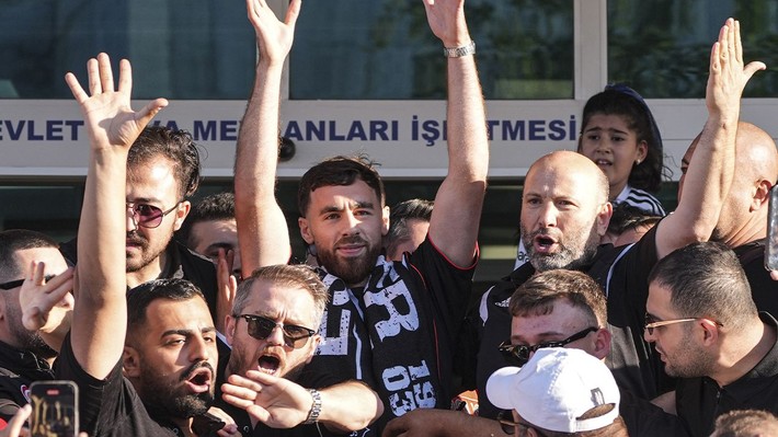 Orkun Kökçü'nün forma numarası belli oldu! - Resim: 6
