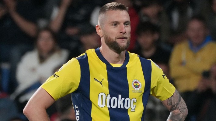 Ali Koç iki dünya yıldızını aynı uçakla İstanbul'a getiriyor! Fenerbahçe transferde mutlu sona ulaştı - Resim: 5