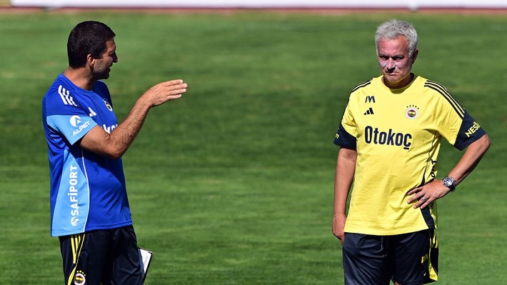 Jose Mourinho çılgına döndü! Yaptığı hareketle olay oldu - Resim: 4