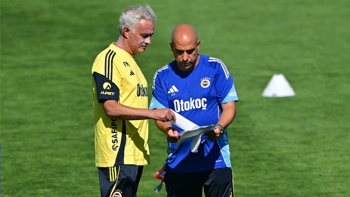 Jose Mourinho çılgına döndü! Yaptığı hareketle olay oldu - Resim: 7
