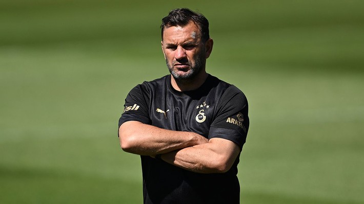 Okan Buruk kaleci transferi için ilk kez isim verdi: Önce kulübüyle anlaşmamız lazım! - Resim: 8