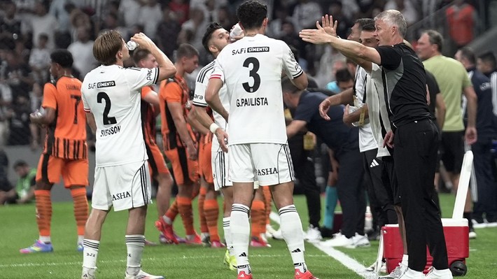 Beşiktaş-Shakhtar Donetsk maçında ilgiyle karşılandı! Daria Bondar: Beşiktaş taraftarı çılgın - Resim: 5