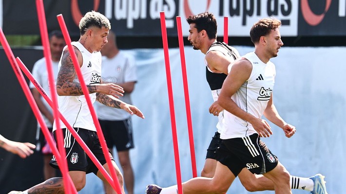 Beşiktaş'ta beklenmedik ayrılık! Transferi tamamlamak için İstanbul'a geldiler - Resim: 3