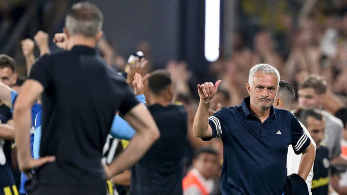 Avrupa, Jose Mourinho ve Fenerbahçe'yi konuşuyor: Robin van Persie'ye dersini verdi! - Resim: 3