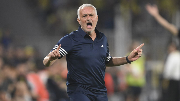 Avrupa, Jose Mourinho ve Fenerbahçe'yi konuşuyor: Robin van Persie'ye dersini verdi! - Resim: 4