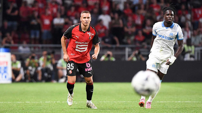 Adalı'nın listesindeydi! Immobile'nin yanına gidiyor - Resim: 3