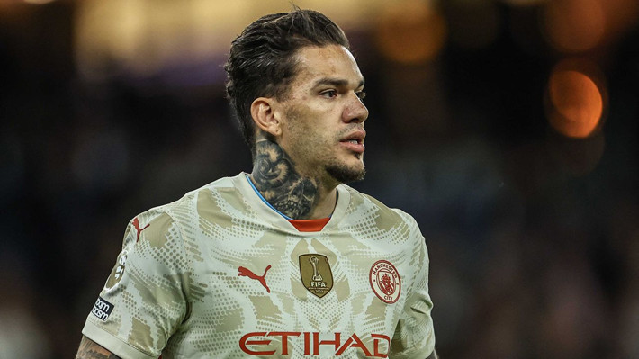Galatasaray'dan kaleye ters köşe transfer! Ederson ve Lammens derken yeni kaleciyi duyurdular - Resim: 2