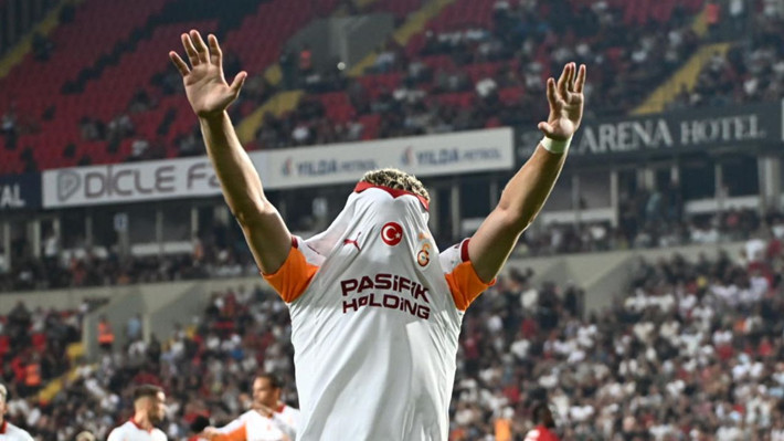 Barış Alper Yılmaz, Okan Buruk'tan özür diledi ama Dursun Özbek küplere bindi! Bana hemen rapor ver! - Resim: 5