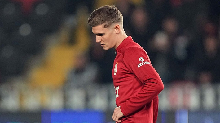 Galatasaray'da Cuesta'nın ardından bir ayrılık daha! Yeni transferlere kontenjan açılacak - Resim: 7