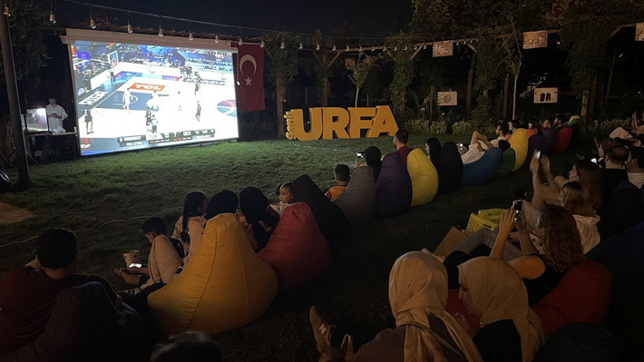 Türkiye, 12 Dev Adam için Almanya karşısında tek yürek oldu! - Resim: 15