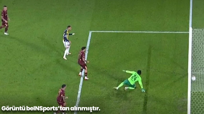 Fenerbahçe-Trabzonspor maçında Onuachu'nun attığı golde faul var mı? "VAR önemli bir yanlışa imza attı" - Resim: 20