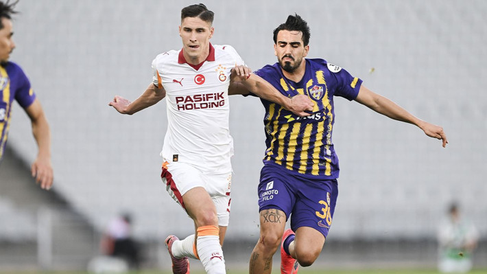 Yıldız futbolcu Okan Buruk'tan kesik yedi! Frankfurt maçında kulübede - Resim: 7