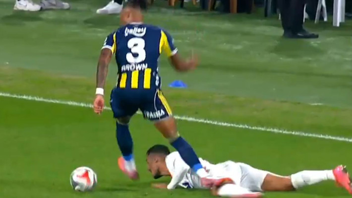 Nihat Kahveci Cihan Aydın'ın kararlarını değerlendirdi: Seviyemiz yerlerde - Resim: 6