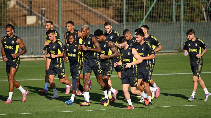 Fenerbahçe'de ismin ayrılığına izin çıkmadı! Mourinho oynatmadı Tedesco şans verdi - Resim: 4