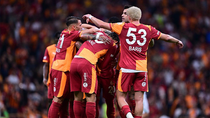 Nihat Kahveci'den yıldız futbolcuya ilginç yorum: Benimle aynı tempoda - Resim: 3