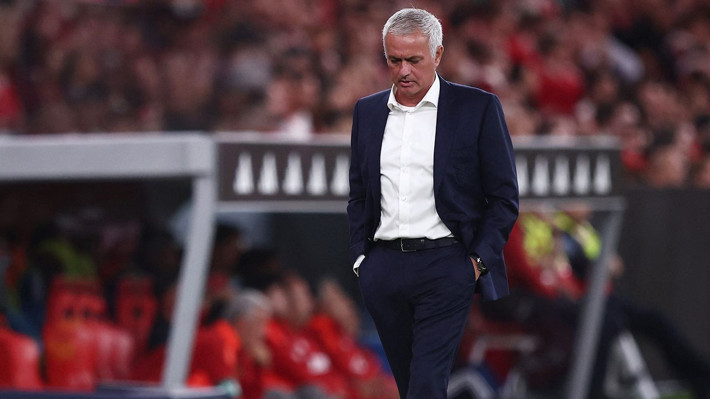 Mourinho'yu Portekiz'de yerin dibine soktular: "Balayı erken bitti! Büyük hayal kırıklığı" - Resim: 6