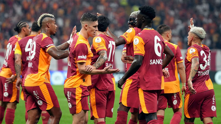 Galatasaray'da ilk yolcu belli oldu! Sözleşmesindeki maddeyi karşılayamıyor - Resim: 1