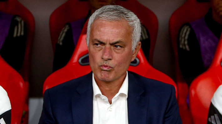 Fenerbahçe'de transfer gerçeği ortaya çıktı! Ayrılığına Mourinho izin vermedi - Resim: 1