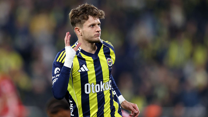 Fenerbahçe'de transfer gerçeği ortaya çıktı! Ayrılığına Mourinho izin vermedi - Resim: 2