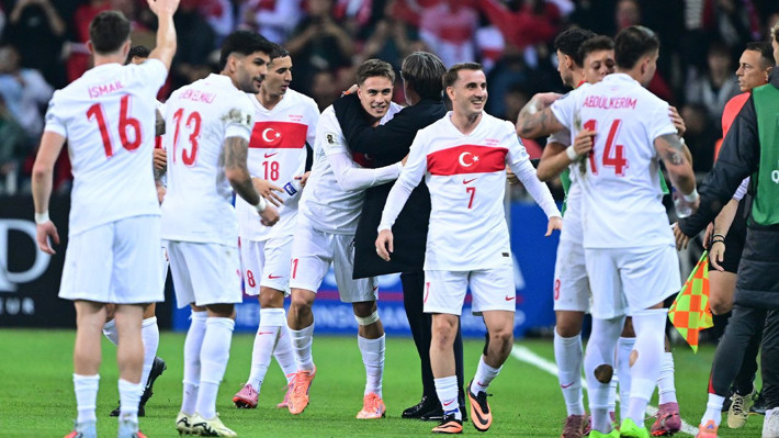 "Montella satranç tahtası kurmuş" Spor yazarları A Milli Takımı yorumladı! - Resim: 6