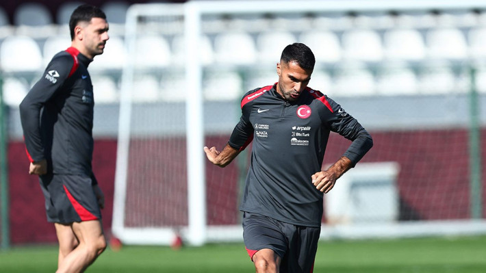Milli yıldızlar boşa düşüyor! İşte sözleşmesi bitecek 10 Türk futbolcu - Resim: 10