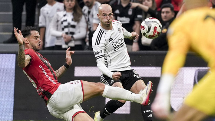 Spor yazarları Beşiktaş-Gençlerbirliği maçını yorumladı "Her transfer yeni bir kriz doğuruyor" - Resim: 5
