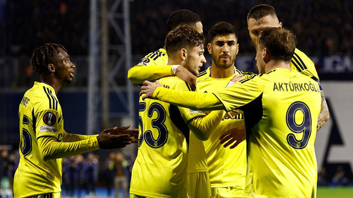 Fenerbahçe'de iki veda kararı! Yıldız oyuncu geldiği gibi gidiyor - Resim: 1