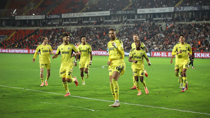 Tedesco radikal kararlar aldı! Fenerbahçe'de şampiyonluk umutlarını yeşertti - Resim: 7