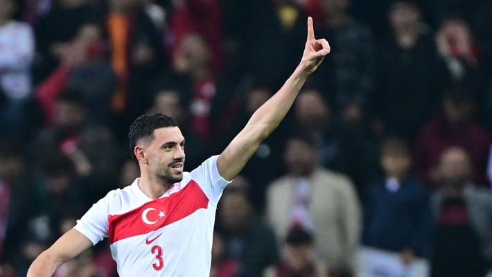 Milli yıldız, Süper Lig devine imza atıyor! "Seni yeniden bu forma altında görmek isityoruz" - Resim: 5