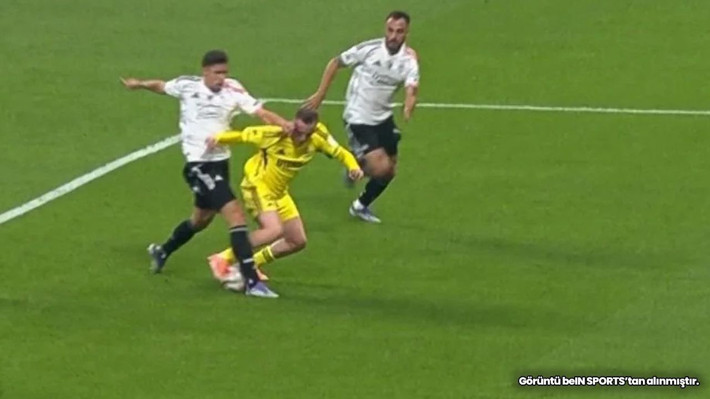 Trio ekibi derbiyi yorumladı! 2 kırmızı kart ve 2 penaltı... - Resim: 2