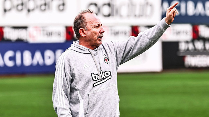 Antalyaspor galibiyetine rağmen Sergen Yalçın'a ağır sözler: "Aptallığın ötesinde ihanettir" - Resim: 8