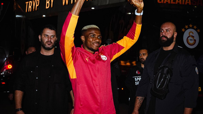 Victor Osimhen 81 milyon euroluk forvetin yerine Premier Lig'e gidiyor - Resim: 1