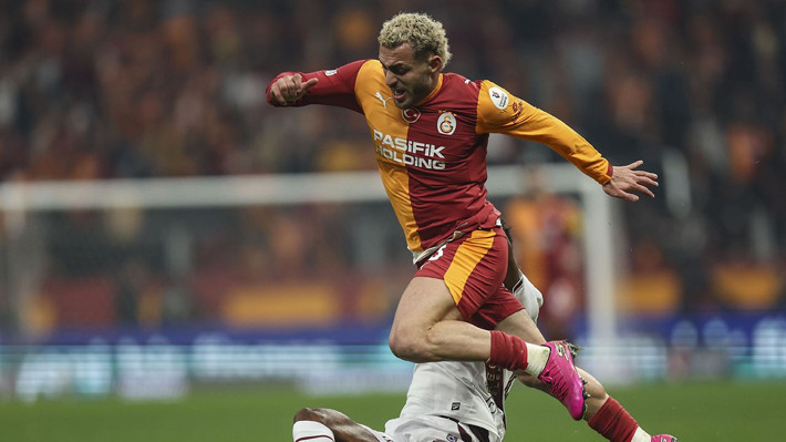 Galatasaray'da ara transferde sürpriz veda! Yönetim biletini kesti - Resim: 4