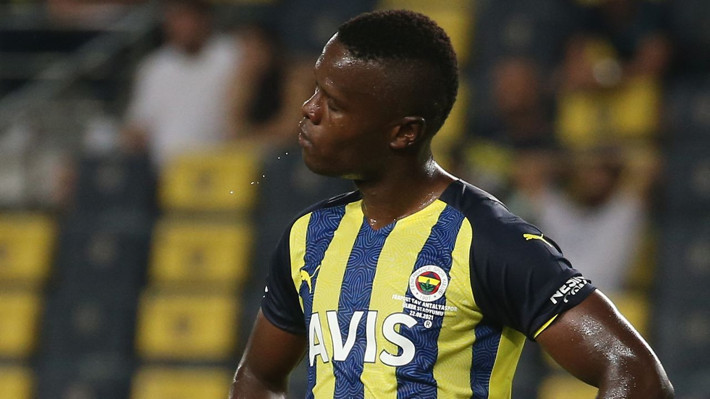 Sadettin Saran'dan II. Samatta vakası! Premier Lig'de 1 tane bile gol atamayan forvet buldu - Resim: 8