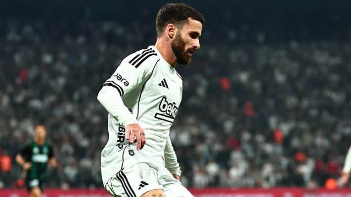 Galatasaray'dan Rafa Silva için transfer açıklaması! Okan Buruk kararını yönetime bildirdi - Resim: 4