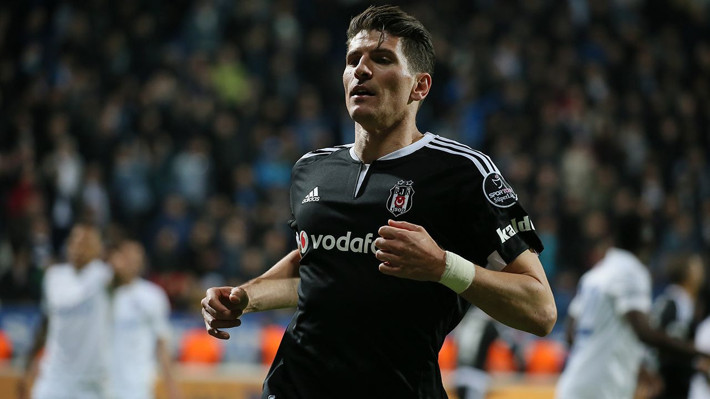 Adalı'dan kaleci ve santrfor harekatı! Atanı da tutanı da seviye atlıyor - Resim: 8