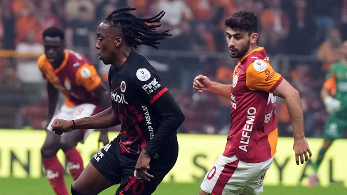 Hasan Şaş, Galatasaraylı yıldızı yerden yere vurdu: "Galatasaray ile ilişkisi bitti!" - Resim: 7
