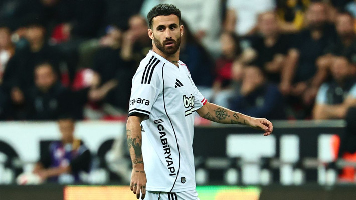 FIFA resti Rafa Silva'ya geri adım attırdı! "Son yaşananlardan sonra tekrar düşündüm..." - Resim: 3