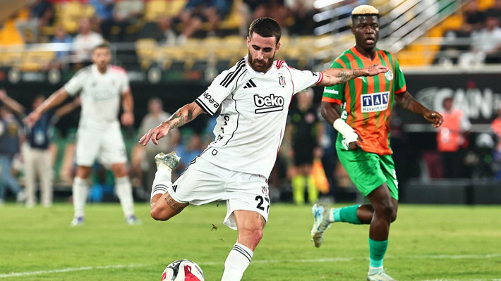 FIFA resti Rafa Silva'ya geri adım attırdı! "Son yaşananlardan sonra tekrar düşündüm..." - Resim: 4