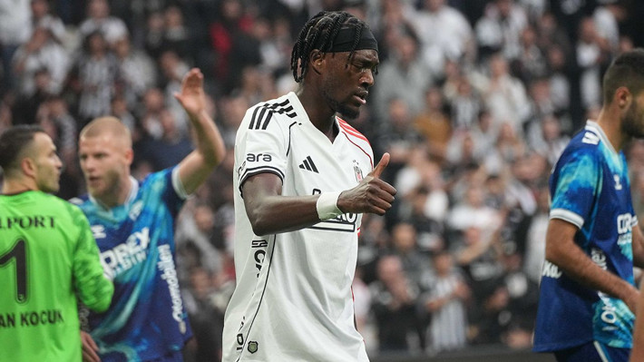 Sergen Yalçın yeni transferi geldiği gibi gönderiyor! Satış listesine konuldu - Resim: 5